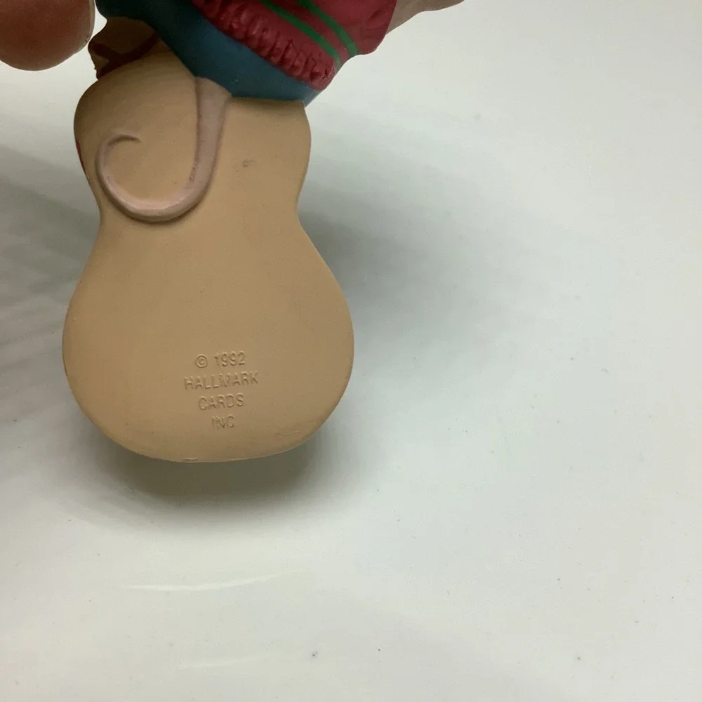 Hallmark Keepsake Feliz Navidad Mouse Guitar‎ Christmas Ornament 1992 Vintage